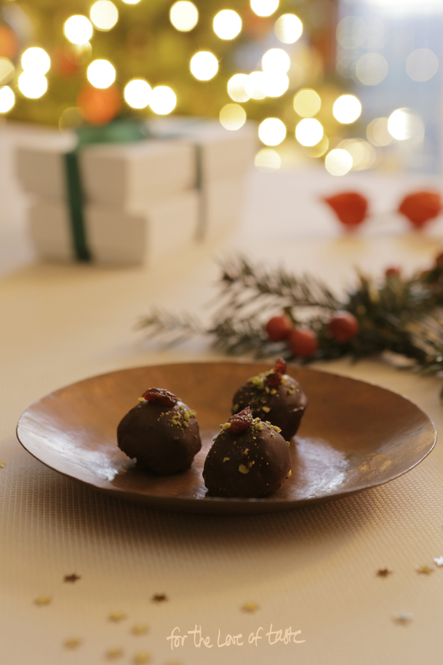 hommade chocolate truffles - dairy free  Chocolade truffels zond