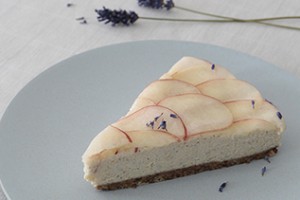 Wild peach – lavender cheesecake