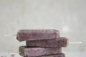 Creamy Blueberry-Rose ice pops – dairy free